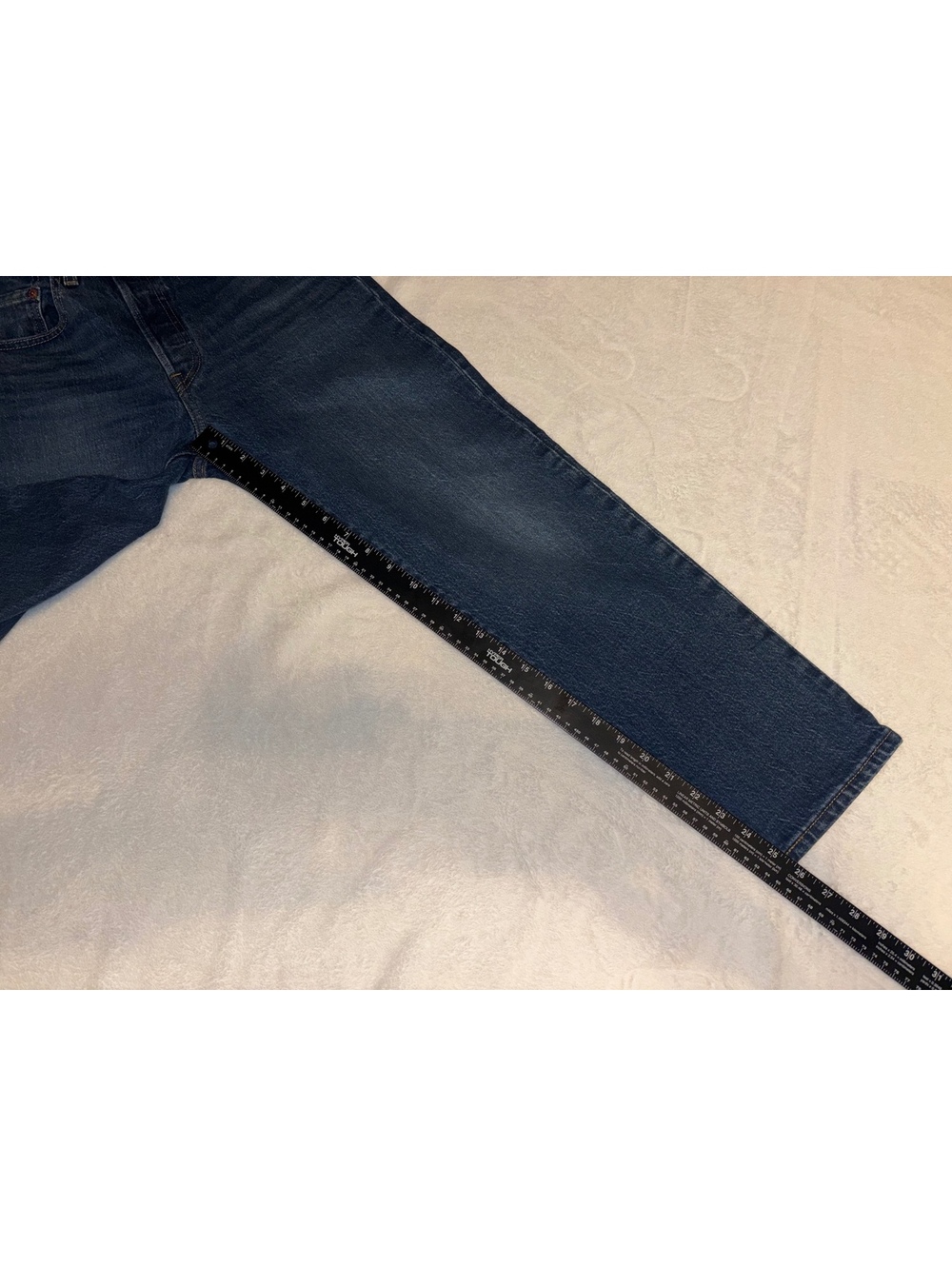 Levis 501 Original Crop Jeans High Rise Medium Wash Button Fly Denim W26 L26 - Picture 4 of 8